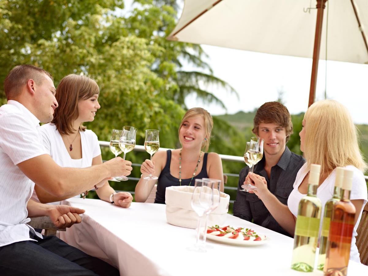Weingut Christoffel Lägenhet Kövenig Exteriör bild